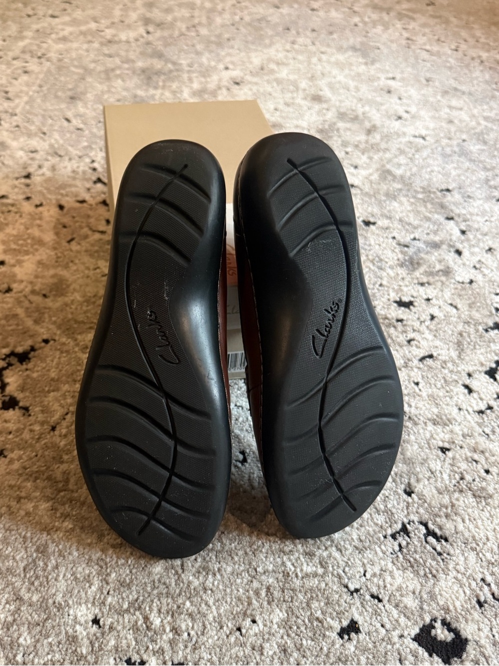 Clarks Women’s Ashland Bubble Loafers - Picture 4 of 5